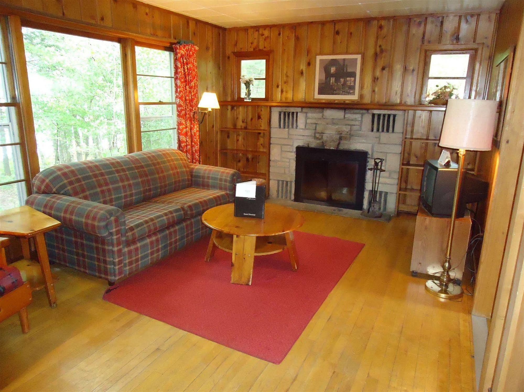 Acres Rhinelander